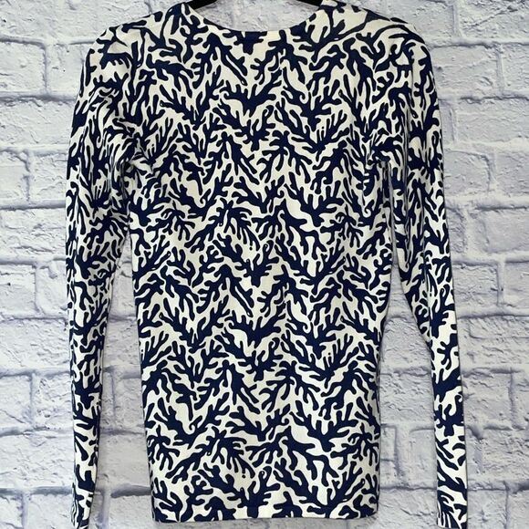 Lilly Pulitzer Adelaide V-neck Sweater In Bright Navy Treasure - Picture 13 of 14